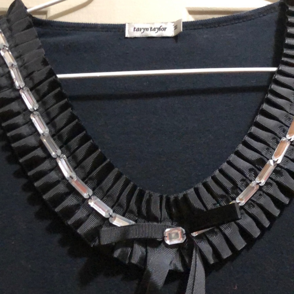 Black shirt with ruffles size m